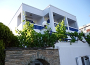 SKREKOS ANDROS STUDIOS  BATSI, ANDROS ISLAND, GREECE 